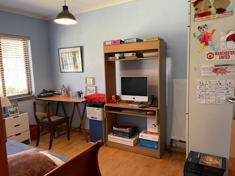 3 Bedroom Property for Sale in Erica Township Western Cape